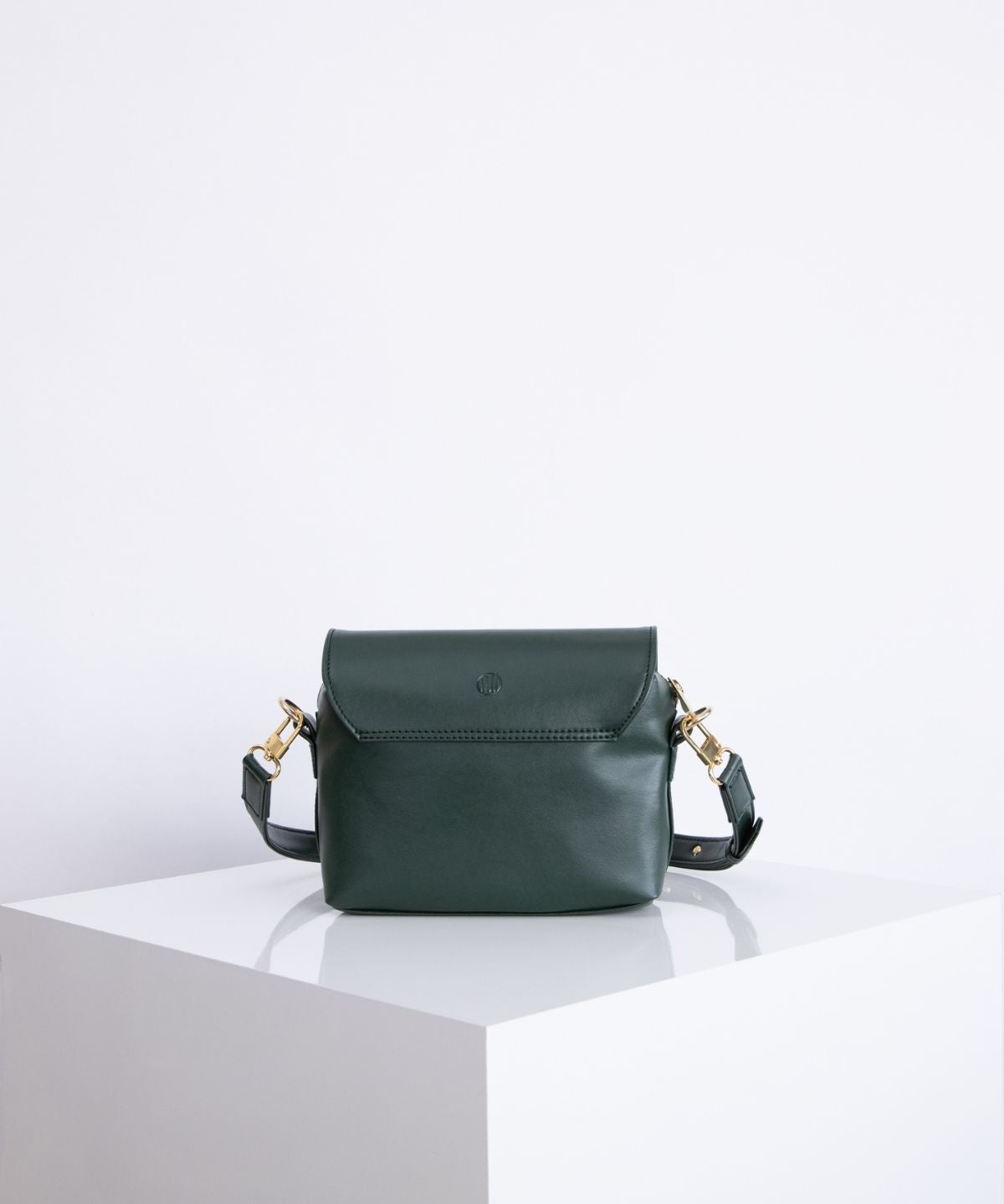 Shop Vegan Handbag VIVÏ in Emerald Green I nuuwaï